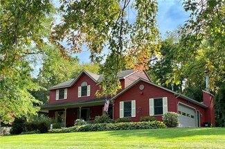 3238 Sheridan Rd, Syracuse, NY 13215