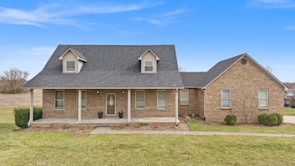 210 Candlewood Dr, Winchester, KY 40391