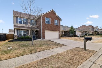 642 Pemberton Dr, Lebanon, TN 37087