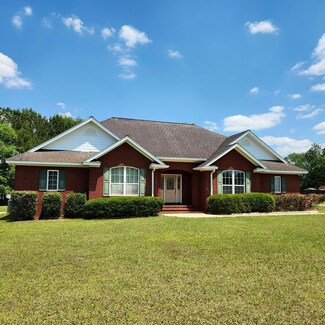 100 Carrington Cir, Thomasville, GA 31757
