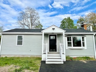 6 Juniper Rd, Holbrook, MA 02343