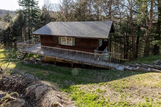 829 Dean Hill Rd, Killington, VT 05751