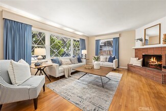 2128 Freeman St, Santa Ana, CA 92706