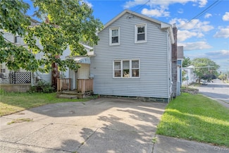 148 W Cayuga St, Oswego, NY 13126