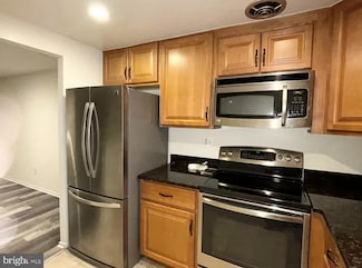 18697 Nathans Place, Montgomery Village, MD 20886