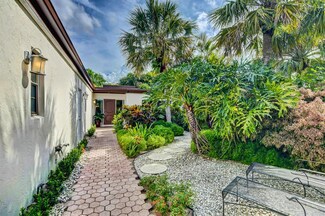 5374 Stonybrook Dr, Boynton Beach, FL 33437