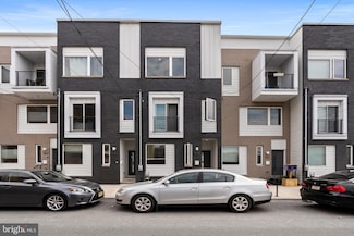 1649 N Randolph St, Philadelphia, PA 19122