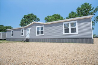 1771 Albert Gibson Rd, Hortense, GA 31543
