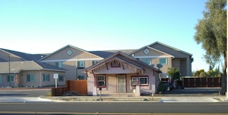1352 W F St, Oakdale, CA 95361