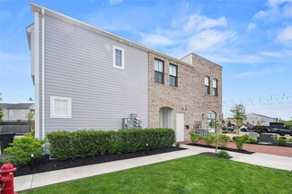 303 Tillary Ln Unit 201, Cranberry Township, PA 16066