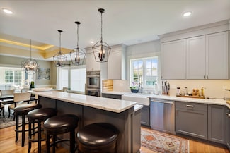 12 Kirkwall Dr, Kensington, NH 03833