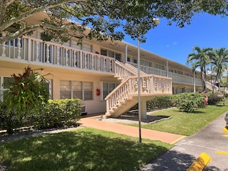 3 Dorchester A, West Palm Beach, FL 33417