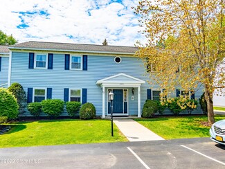 171 Cedarview Ln, Watervliet, NY 12189