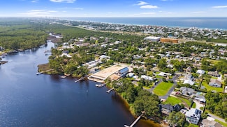 22120 Lakeview Dr, Panama City Beach, FL 32413