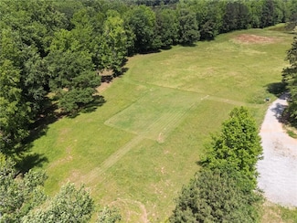 45 Farmstead Ln, Chattahoochee Hills, GA 30268
