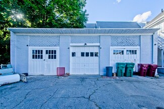 430 Hildreth St, Lowell, MA 01850