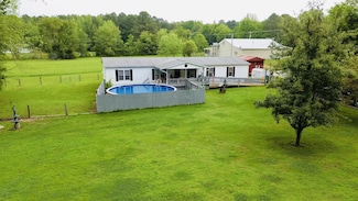40 Lynn Ln, Big Sandy, TN 38221