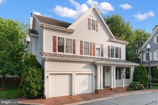 1318 S Kenmore Cir, Arlington, VA 22204