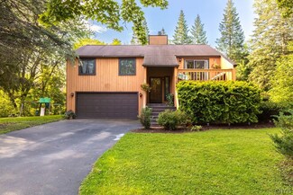 3140 Hadley Ln, Baldwinsville, NY 13027