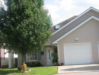 3 Platinum Dr, Chesapeake, OH 45619