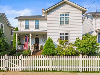 322 Elizabeth St, Sewickley, PA 15143