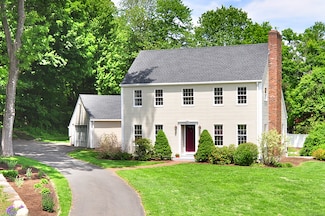 4 Farmview Cir, Granby, CT 06035