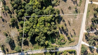 0 Old Colony Line Rd, Dale, TX 78616