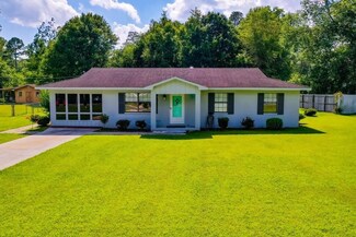 710 Chapman St, Blackshear, GA 31516