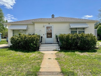 1107 W 11th St, Grand Island, NE 68801