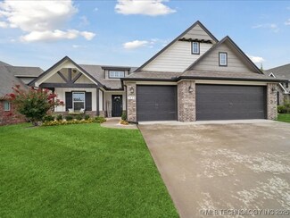 1418 E New Orleans Place, Broken Arrow, OK 74011