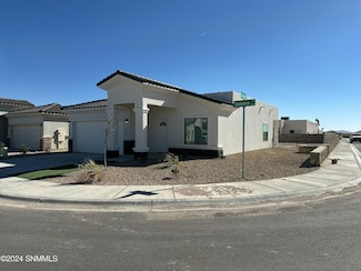 3806 Yestereve Ln, Las Cruces, NM 88012