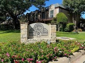 4006 Ridglea Country Club Dr, Fort Worth, TX 76126