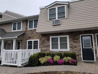 544 Terrace Rd Unit T15544, Bayport, NY 11705