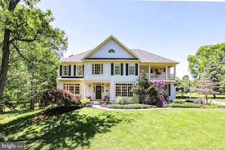 16845 Paloma Cir, Round Hill, VA 20141