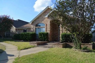 4115 Primrose Ln, Paris, TX 75462