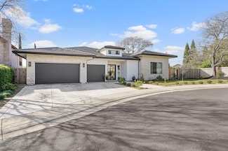 153 Chimney Bluff Ct, Folsom, CA 95630