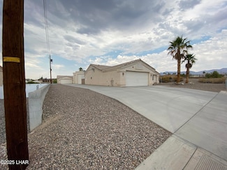 2815 Bluewater Dr Unit 102, Lake Havasu City, AZ 86403