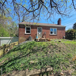 2625 Hord Ave, Saint Louis, MO 63136