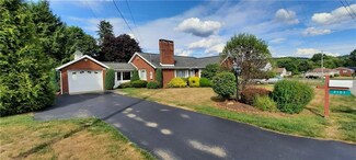 2107 Manor Dr, Ford City, PA 16226