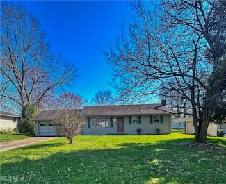 1555 Country Club Ave, Youngstown, OH 44514
