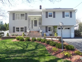 11 Lamker Ct Unit HM, Little Ferry, NJ 07643