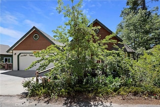 27696 St Bernard Ln, Lake Arrowhead, CA 92352