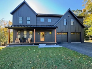 65 Sky Dr, Windham, ME 04062