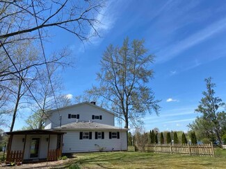 2720 Ginger Hill Rd, Reading, MI 49274