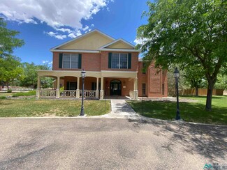 2875 N Sycamore Ave, Roswell, NM 88201