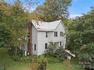 27 Barkn Cove, Canton, NC 28716