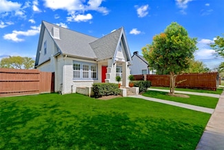 2909 Arbor St, Houston, TX 77004