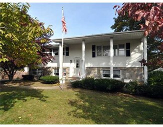 291 Main Ave, Warwick, RI 02886