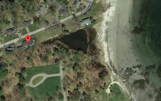30 Beach Hill Rd, New Castle, NH 03854