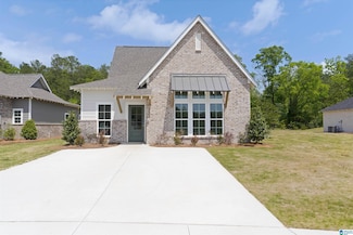 353 Shiloh Creek Dr, Calera, AL 35040
